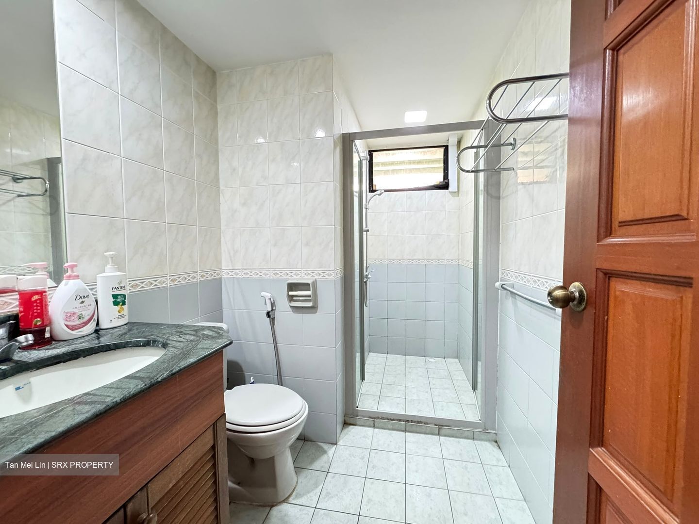 Simsville (D14), Condominium #606016831